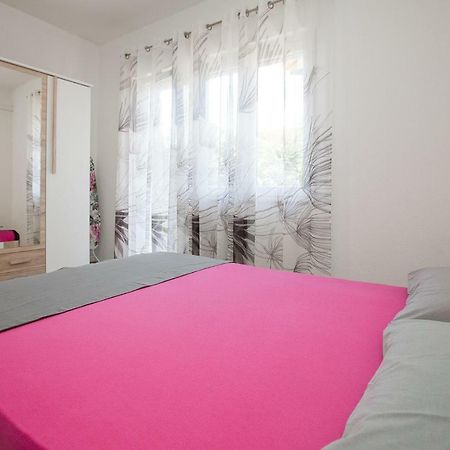 Apartman 1 Zara Esterno foto