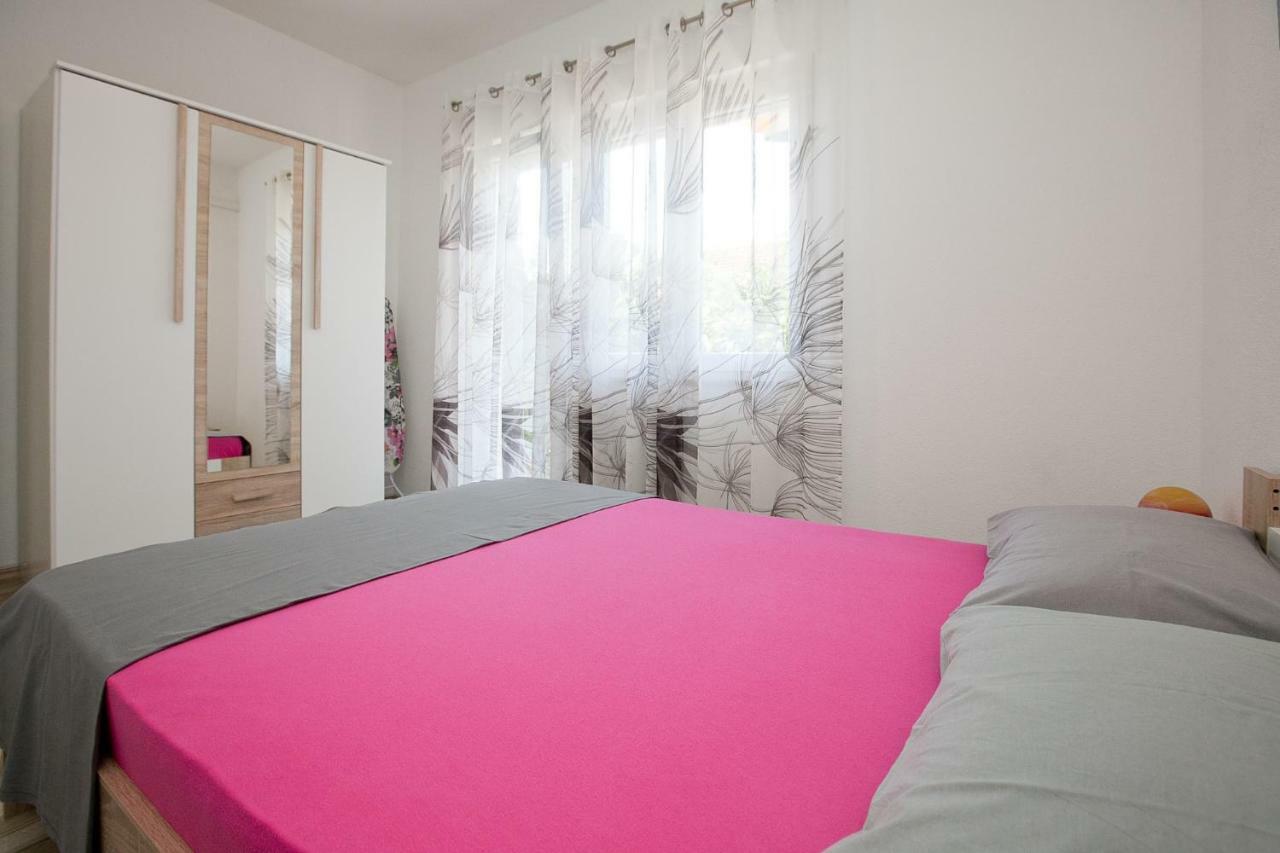 Apartman 1 Zara Esterno foto