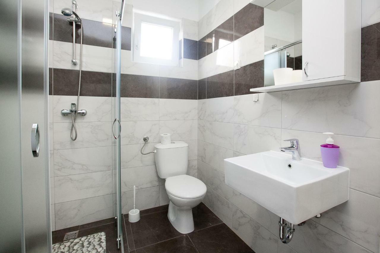 Apartman 1 Zara Esterno foto